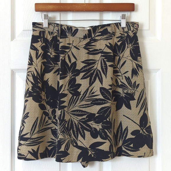 Tehama Nancy Haley 90's Vintage Leaf Printed High Waisted Mini Skort Tan Black 8 - Picture 1 of 11